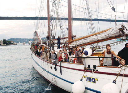 The MS Hulda is in Istanbul as part of the many events organized for the 2010 European Capital of Culture program. 