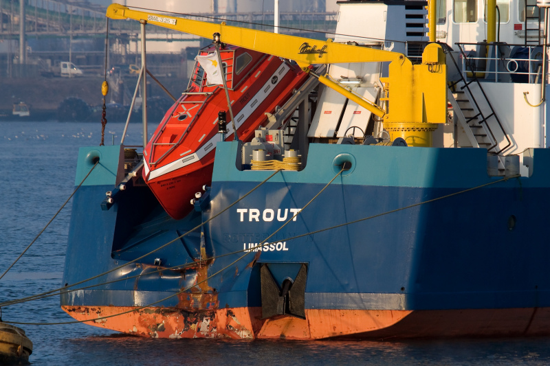 The damage at the stern of Trout seems that that accident was an overrunning. 