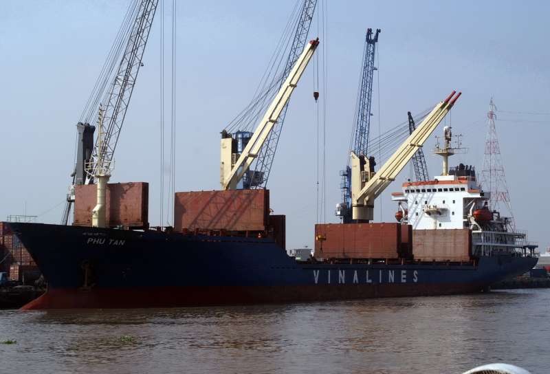 Phu Tan IMO 8715455, dwt 14205, built 1988, flag Vietnam.