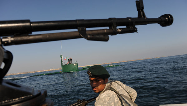 Iran might be able to inflict substantial disruption on oil exports if it tries to carry out its threat to block the Strait of Hormuz, analysts say, but talk of a blockade which would be counter-productive is almost certainly a bluster.