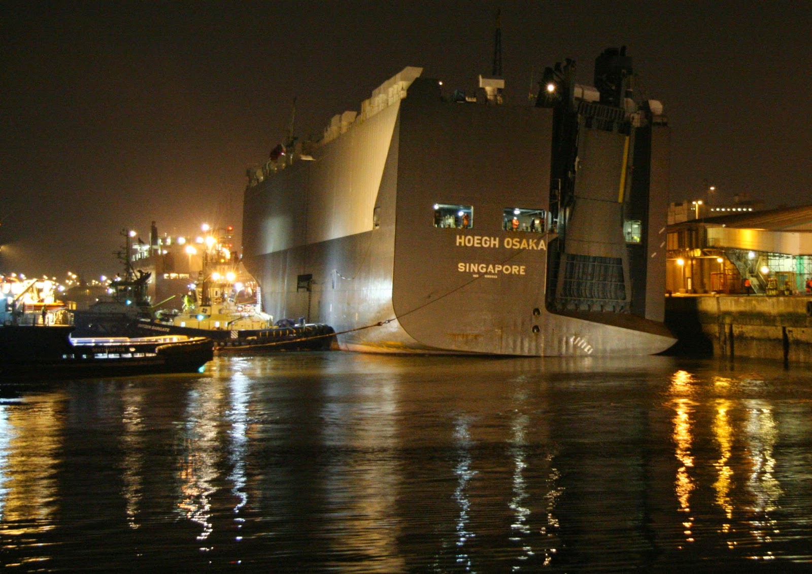 Hoegh Osaka berted at Southampton