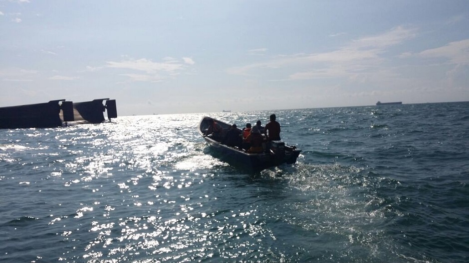 MMEA’s search and rescue operations team heading towards the ill-fated barge.