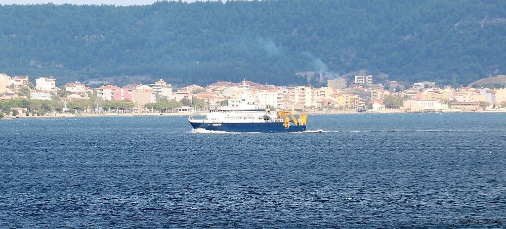 2018/09/russian-search-and-rescue-vessel-passed-through-the-strait-of-canakkale-20180920AW49-4.jpg