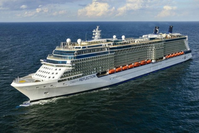 Celebrity Cruises Takes Delivery of Its New Vessel in Dutch Port of