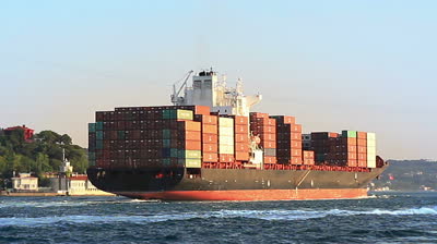 Alphaliner points to signs of renewed optimism in container shipping sector