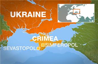 Russia 'demands Ukrainian navy surrender'