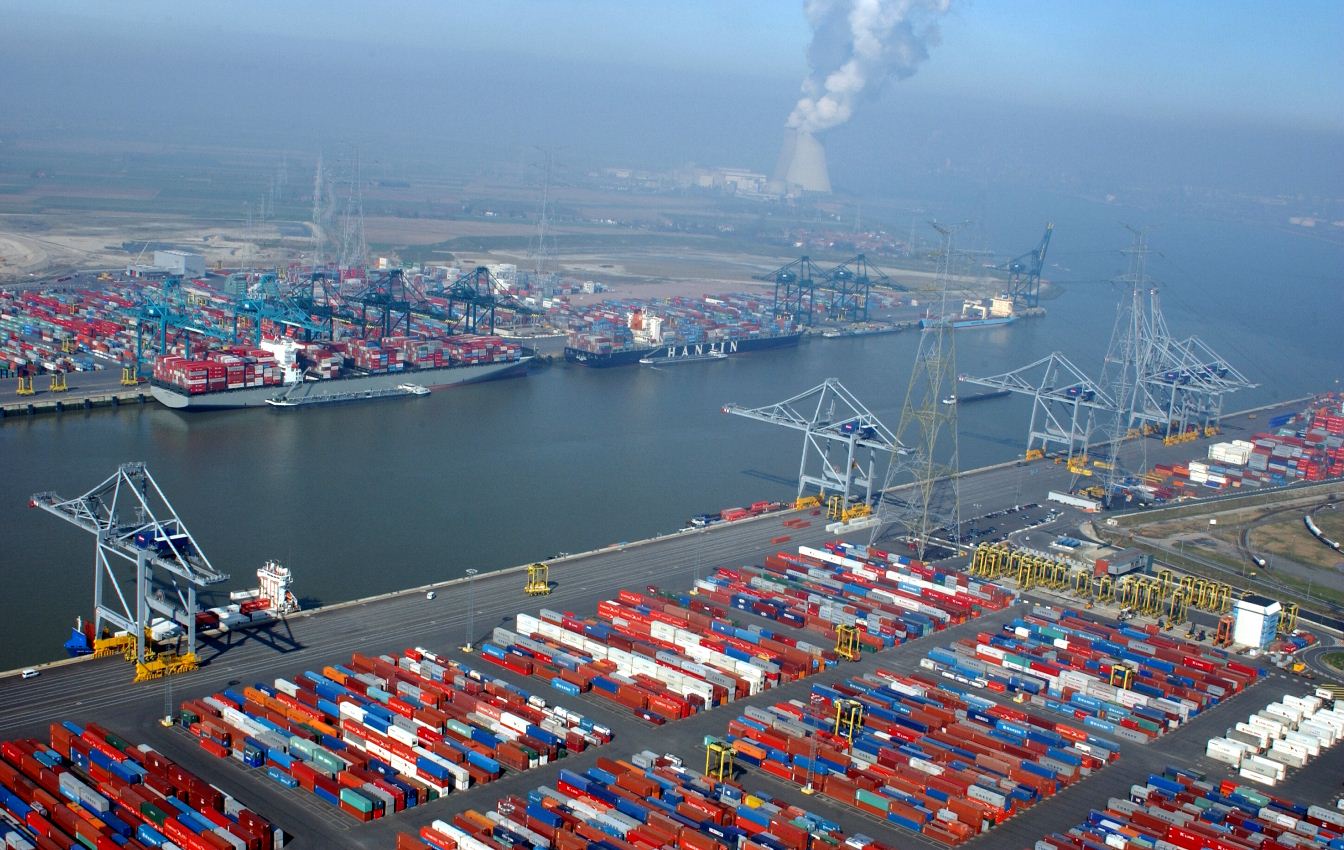 Antwerp's first half volume increases by 1.9pc to 5,143,305 TEU