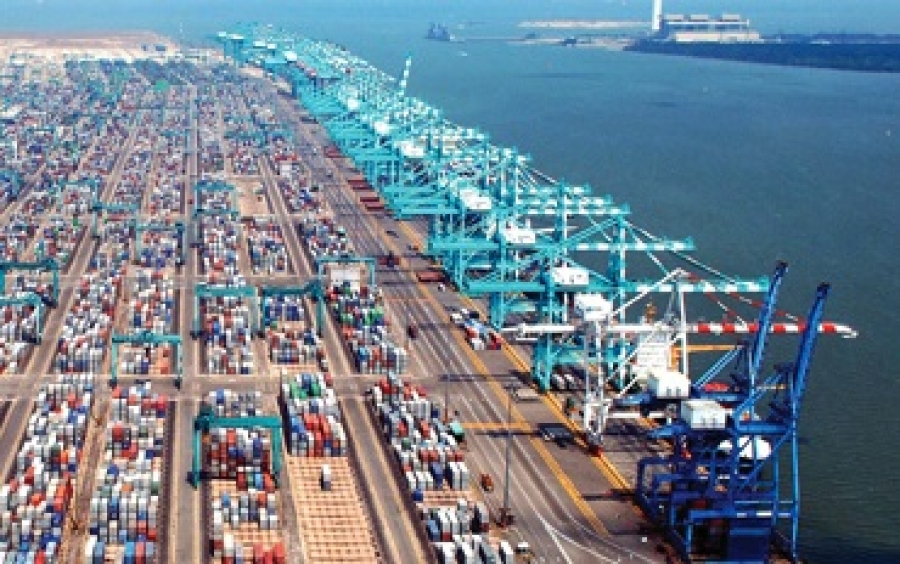 Port of Tanjung Pelepas hits 8 million TEU mark - and year ...