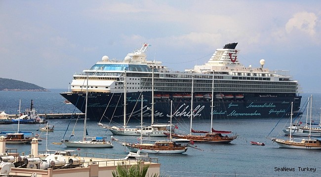 Cruise Ship Mein Schiff 2 At Bodrum Turkey Cruise News