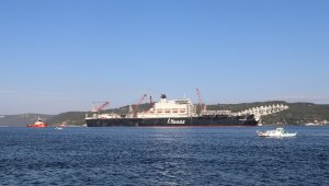 Giant ship "Pioneeriing Spirit" passed through the Strait of Dardanelles