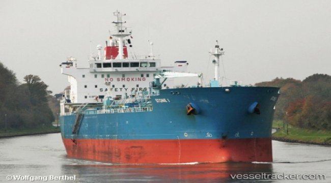 Tanker encountered technical trouble in Barents Sea