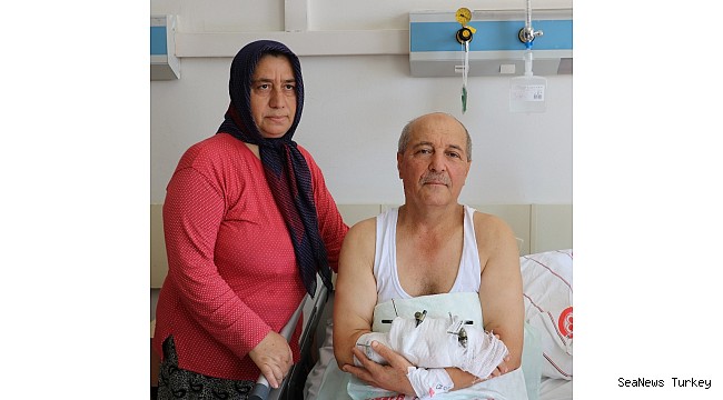 Bayrak uğruna ayılarla boğuştu
