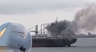 Russians hit the anchored Bangladeshi ship Banglar Samriddhi with a missile: 1 dead