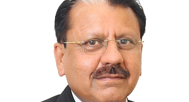 Keel Laid for Indian Navy's First Fleet Support Ship at Hindustan Shipyard Ltd., Classed by Indian Register of Shipping