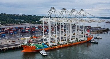 Suez Canal Terminal Expansion Moves Forward with New Equipment