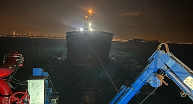 M/V Fox engine failure in Bosporus