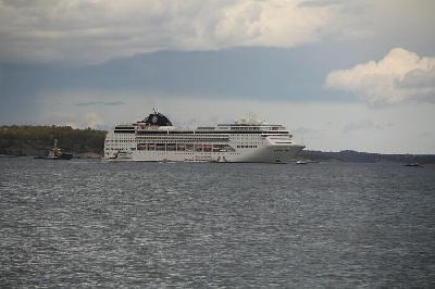 MSC Opera anchored in Nynamshamn, passengers disembarking
