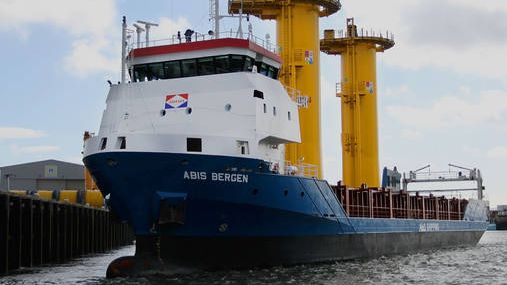 Drunk captain grounds ship Abis Bergen in German port