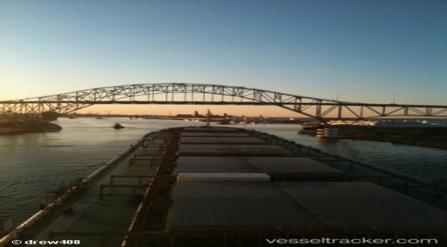 Trafigura looks to build U.S. deep water oil port