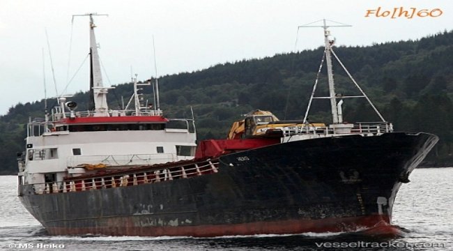 Refloating attempt postponed